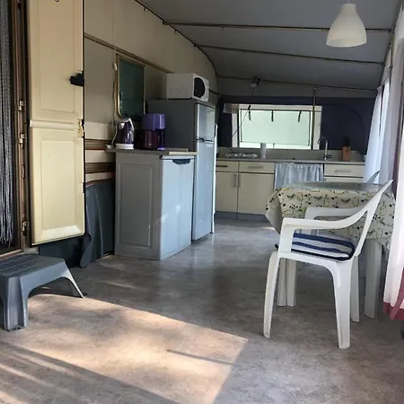 Caravan - Valentini In Union Lido