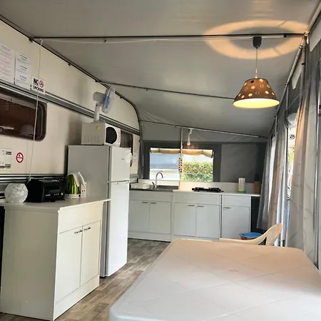 Caravan - Valentini In Union Lido